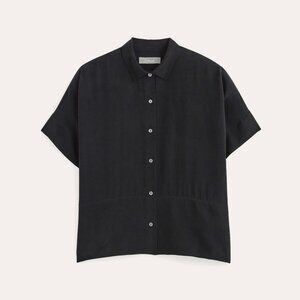 Everlane Women's Boxy Shirt in Washable Silk Blouse in Black, Size 2